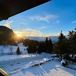 Skyday Penthouse Deluxe At Oak 아파트