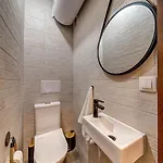 Skyday Penthouse Deluxe At Oak 아파트 *