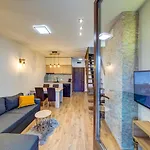 Skyday Penthouse Deluxe At Oak